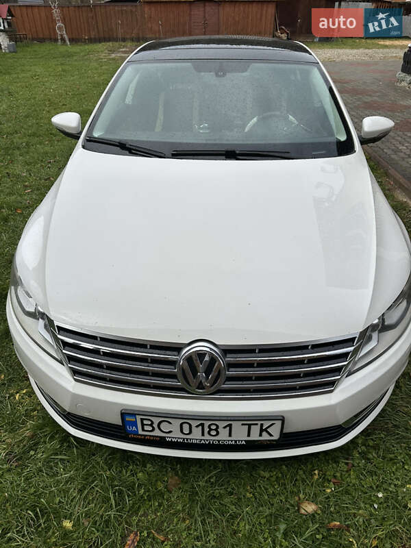 Купе Volkswagen CC / Passat CC 2012 в Львові