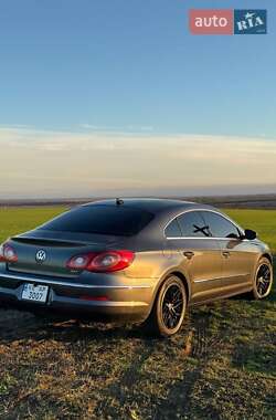 Купе Volkswagen CC / Passat CC 2010 в Кривом Роге