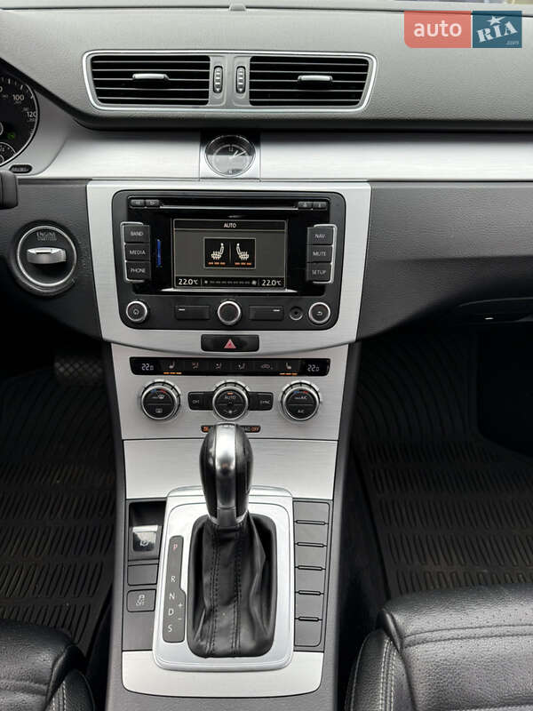 Купе Volkswagen CC / Passat CC 2014 в Киеве фото 23 Купе Volkswagen CC / Passat CC 2014 в Киеве
