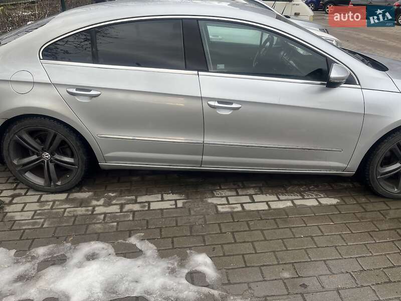Купе Volkswagen CC / Passat CC 2012 в Львове