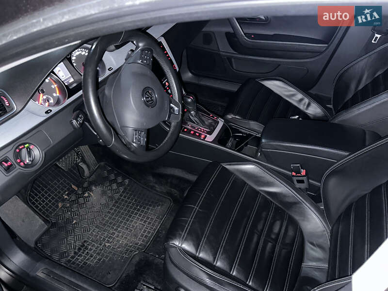 Купе Volkswagen CC / Passat CC 2012 в Одессе