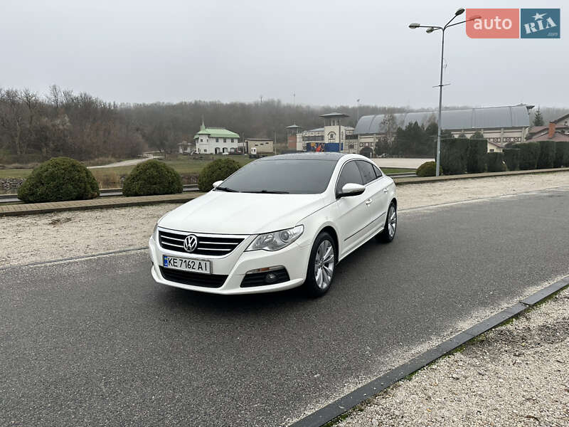 Купе Volkswagen CC / Passat CC 2010 в Днепре
