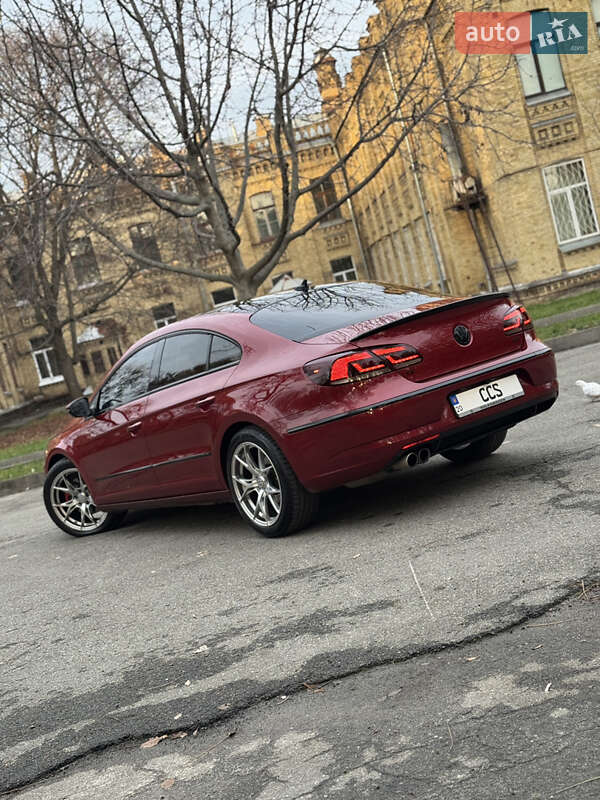 Купе Volkswagen CC / Passat CC 2013 в Києві