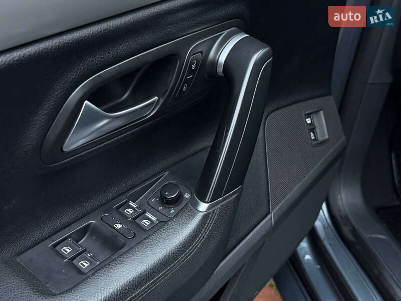 Купе Volkswagen CC / Passat CC 2009 в Прилуках фото 23 Купе Volkswagen CC / Passat CC 2009 в Прилуках