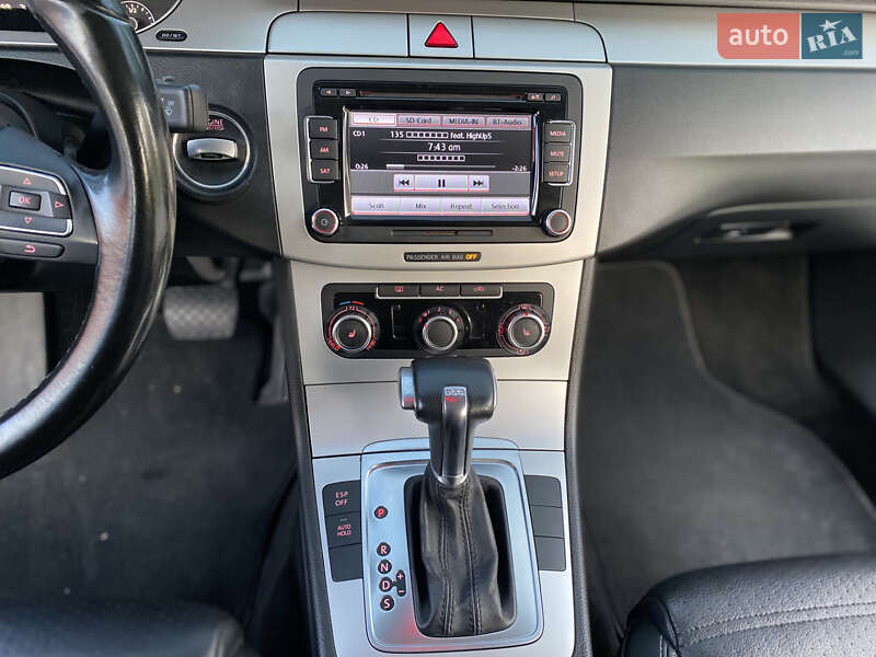 Купе Volkswagen CC / Passat CC 2010 в Хмельницькому