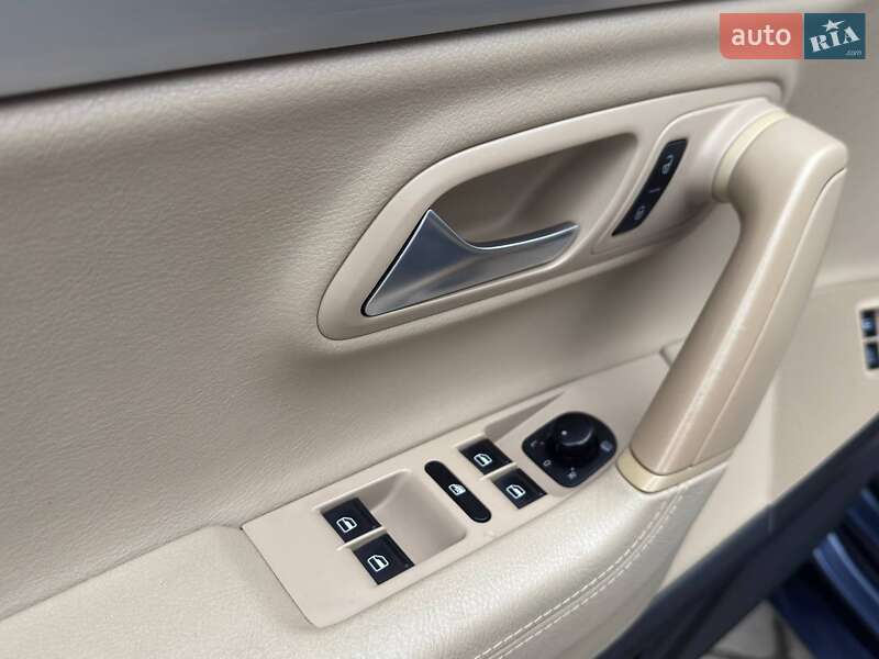 Купе Volkswagen CC / Passat CC 2013 в Львове фото 12 Купе Volkswagen CC / Passat CC 2013 в Львове