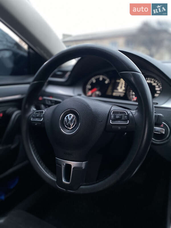Купе Volkswagen CC / Passat CC 2011 в Хмельницькому