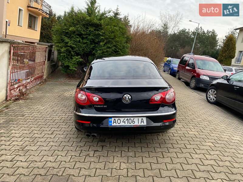 Купе Volkswagen CC / Passat CC 2010 в Тячеві