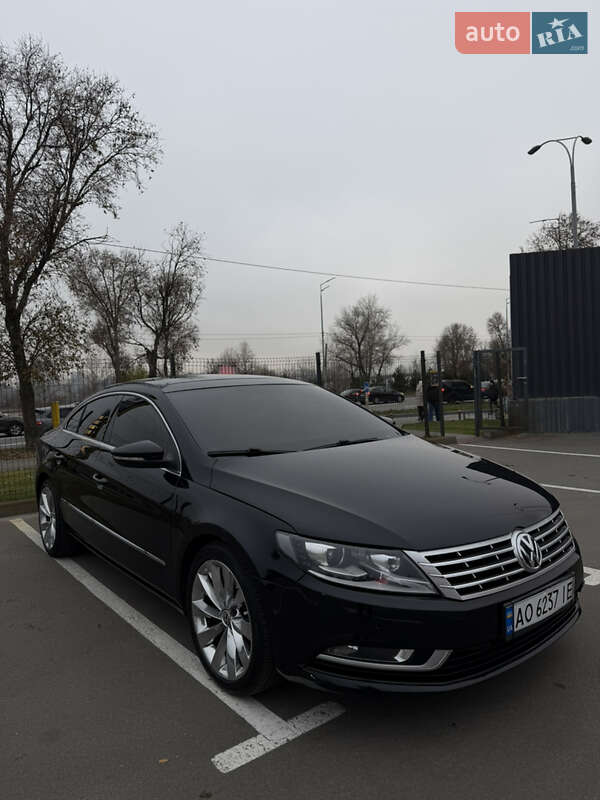 Купе Volkswagen CC / Passat CC 2012 в Києві