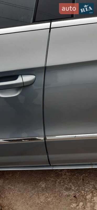 Купе Volkswagen CC / Passat CC 2010 в Чернігові