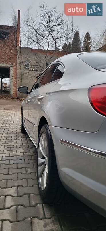 Купе Volkswagen CC / Passat CC 2009 в Коломые