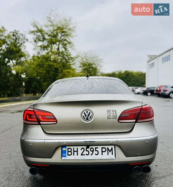 Купе Volkswagen CC / Passat CC 2012 в Ізмаїлі