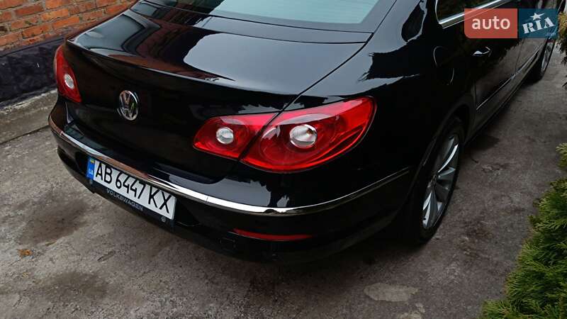 Купе Volkswagen CC / Passat CC 2010 в Виннице