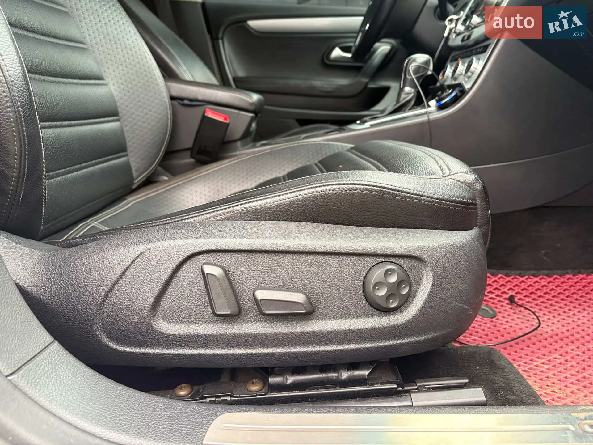 2012 Volkswagen Passat CC - мініатюра 28