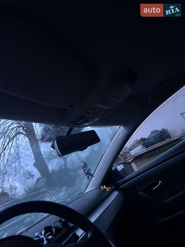 Купе Volkswagen CC / Passat CC 2009 в Львове фото Купе Volkswagen CC / Passat CC 2009 в Львове