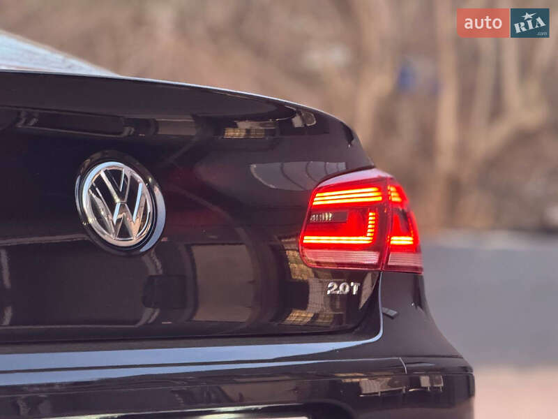 Купе Volkswagen CC / Passat CC 2015 в Києві