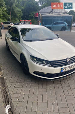 Купе Volkswagen CC / Passat CC 2014 в Киеве