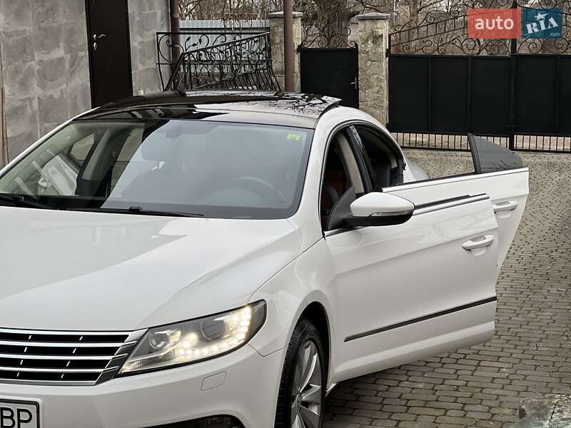 Купе Volkswagen CC / Passat CC 2012 в Хмельницком