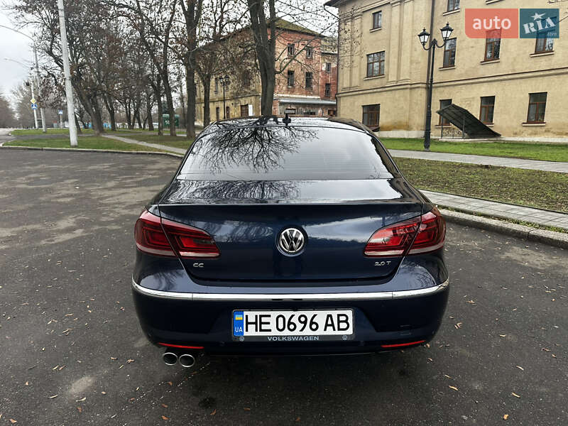 Купе Volkswagen CC / Passat CC 2012 в Николаеве