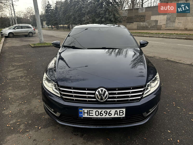 Купе Volkswagen CC / Passat CC 2012 в Николаеве