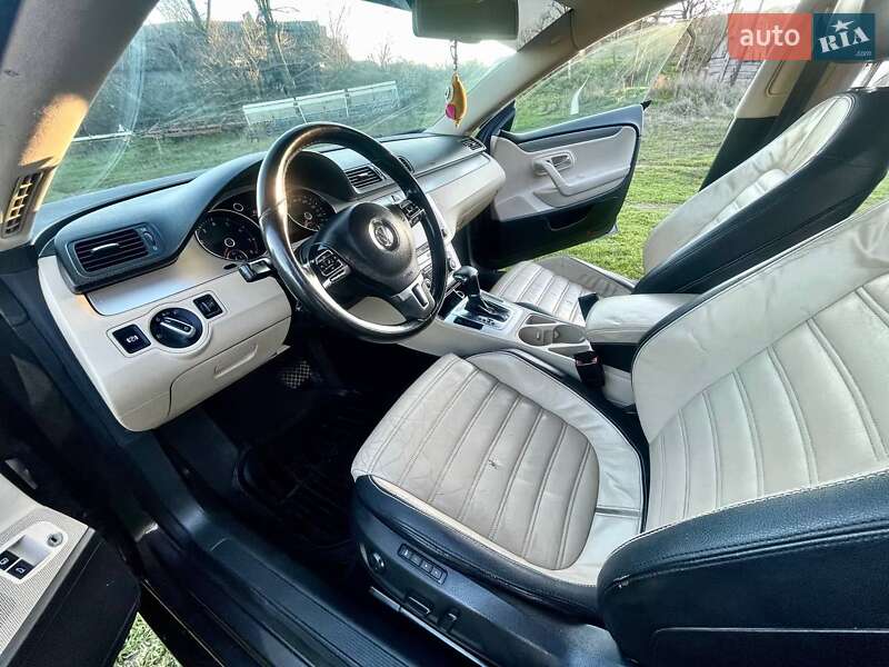 Купе Volkswagen CC / Passat CC 2009 в Болграде