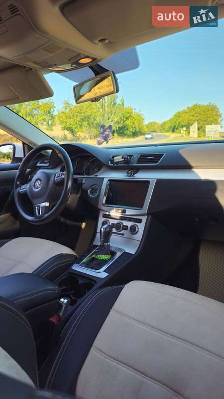 Купе Volkswagen CC / Passat CC 2012 в Ямполе фото 31 Купе Volkswagen CC / Passat CC 2012 в Ямполе