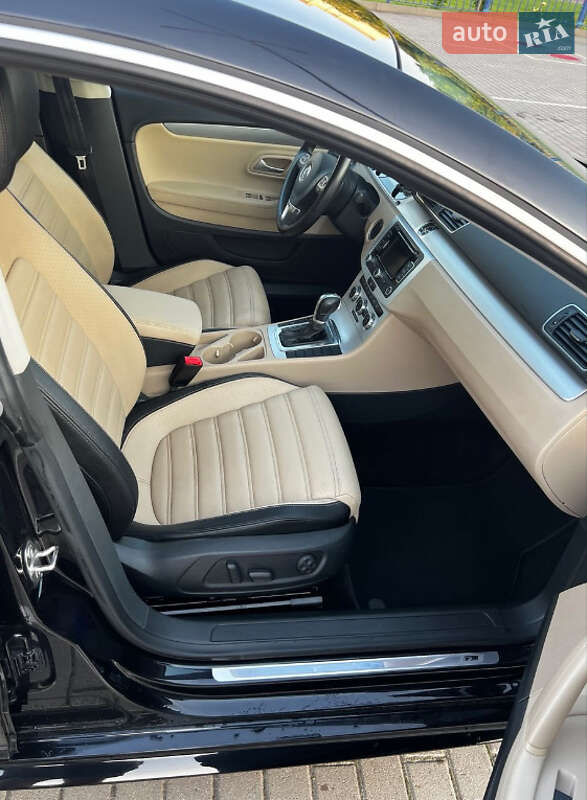 Купе Volkswagen CC / Passat CC 2013 в Тернополі