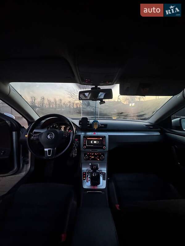 Купе Volkswagen CC / Passat CC 2009 в Львове