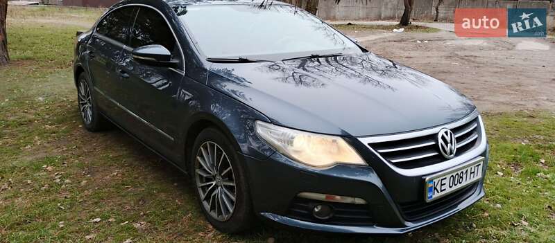 Купе Volkswagen CC / Passat CC 2011 в Дніпрі