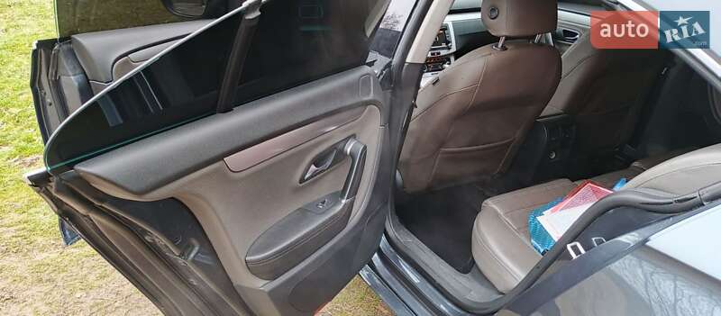 Купе Volkswagen CC / Passat CC 2011 в Дніпрі