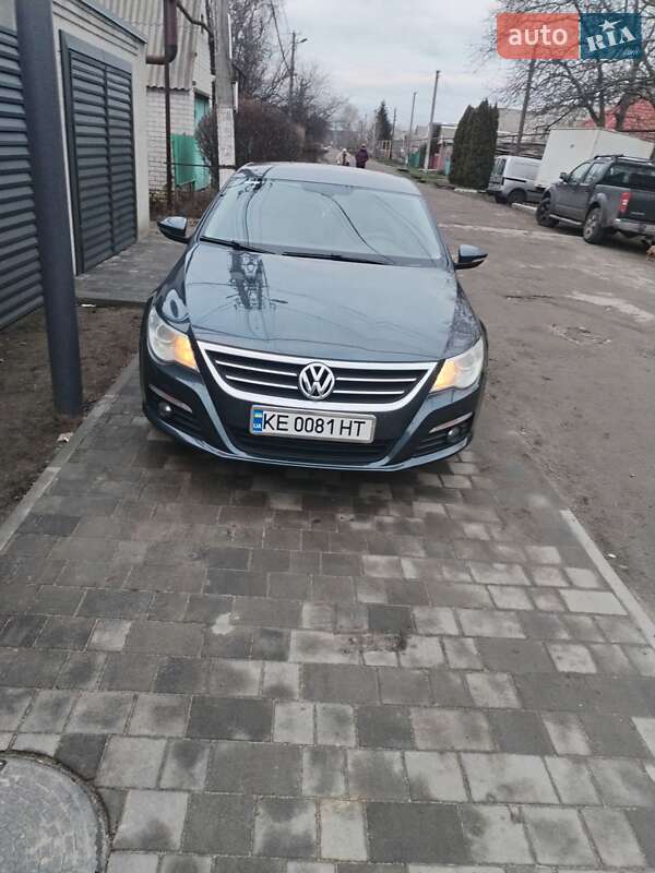 Купе Volkswagen CC / Passat CC 2011 в Дніпрі