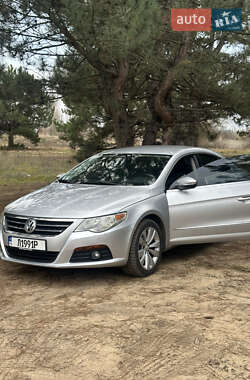 Купе Volkswagen CC / Passat CC 2010 в Николаеве