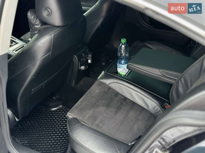 Седан Volkswagen CC / Passat CC 2009 в Луцьку