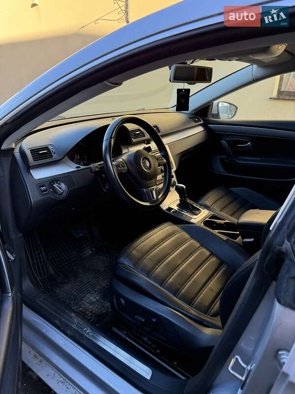 Купе Volkswagen CC / Passat CC 2013 в Ивано-Франковске