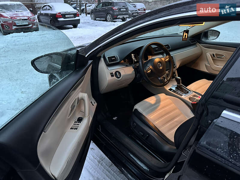 Купе Volkswagen CC / Passat CC 2011 в Днепре