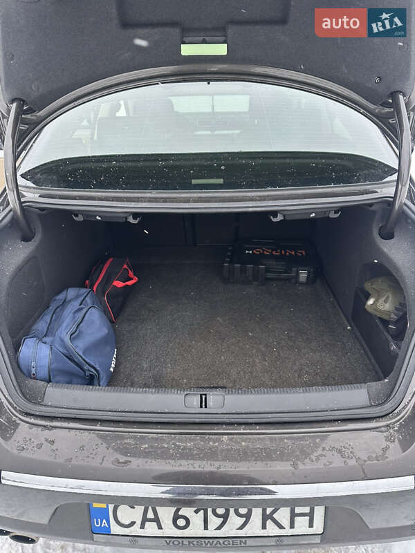 Купе Volkswagen CC / Passat CC 2012 в Чернигове