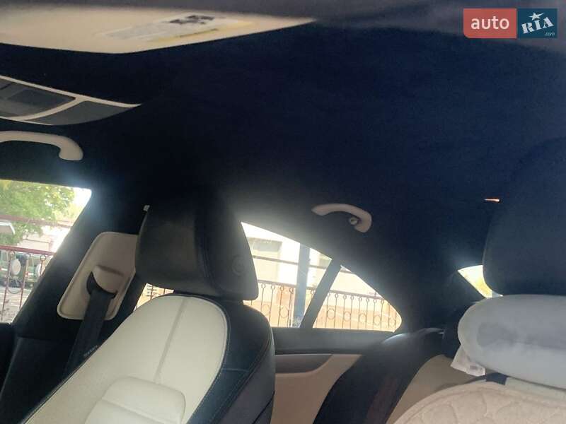 Купе Volkswagen CC / Passat CC 2010 в Софиевской Борщаговке