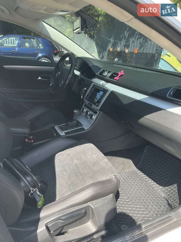 Купе Volkswagen CC / Passat CC 2012 в Звягелі фото 7 Купе Volkswagen CC / Passat CC 2012 в Звягелі