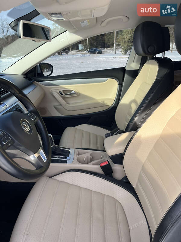 Купе Volkswagen CC / Passat CC 2013 в Кременчуге
