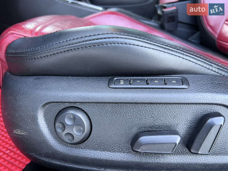 Купе Volkswagen CC / Passat CC 2012 в Тернополі