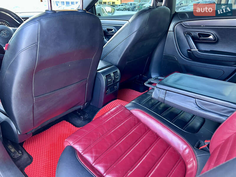 Купе Volkswagen CC / Passat CC 2012 в Тернополі