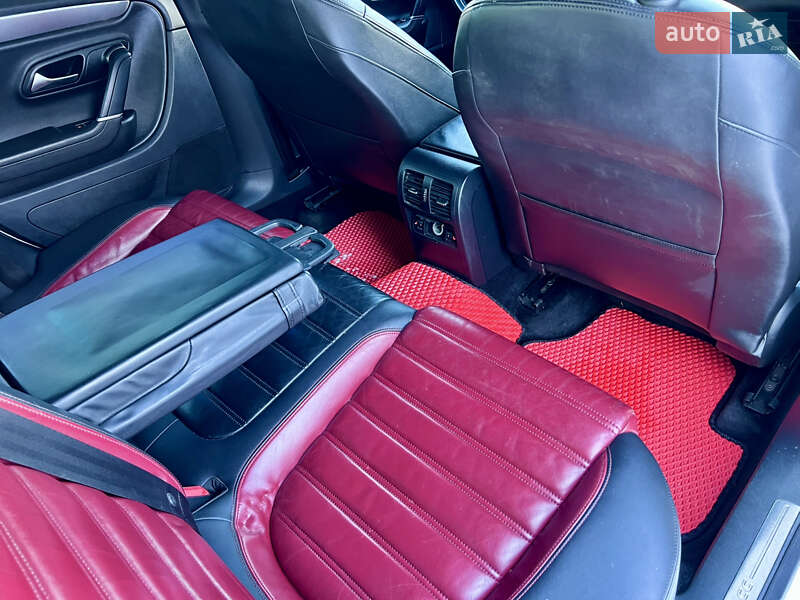 Купе Volkswagen CC / Passat CC 2012 в Тернополі