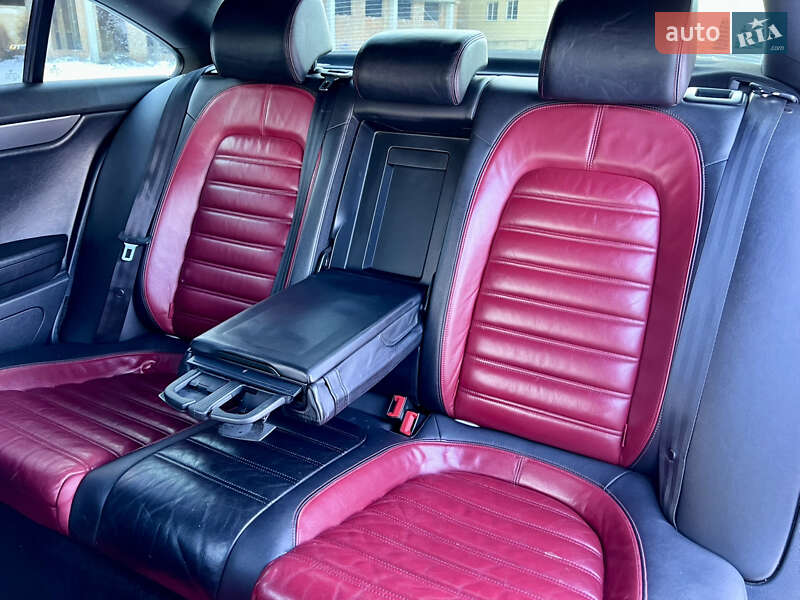 Купе Volkswagen CC / Passat CC 2012 в Тернополі