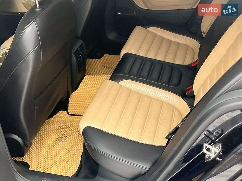 Купе Volkswagen CC / Passat CC 2012 в Києві