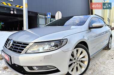 Купе Volkswagen CC / Passat CC 2012 в Києві