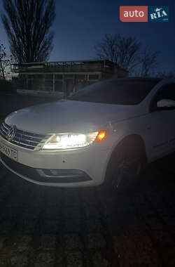 Купе Volkswagen CC / Passat CC 2012 в Білгороді-Дністровському