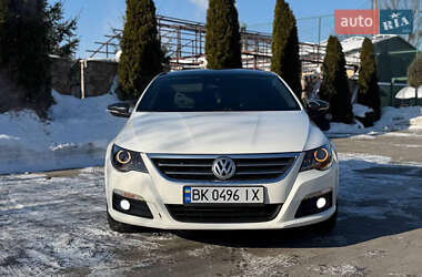 Купе Volkswagen CC / Passat CC 2011 в Сарнах