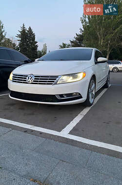Купе Volkswagen CC / Passat CC 2012 в Николаеве