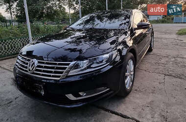 Купе Volkswagen CC / Passat CC 2012 в Киеве