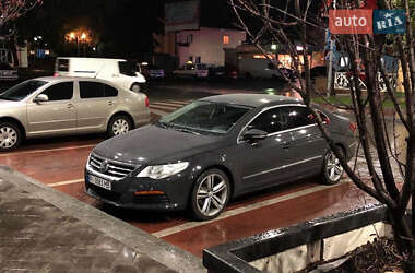 Купе Volkswagen CC / Passat CC 2010 в Киеве